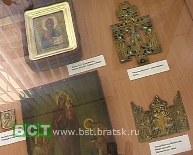 100 предметов пополнили фонд Братского объединенного музея