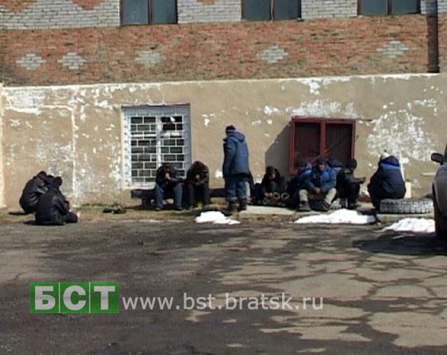 14 эмигрантов из Узбекистана задержали сотрудники транспортной милиции