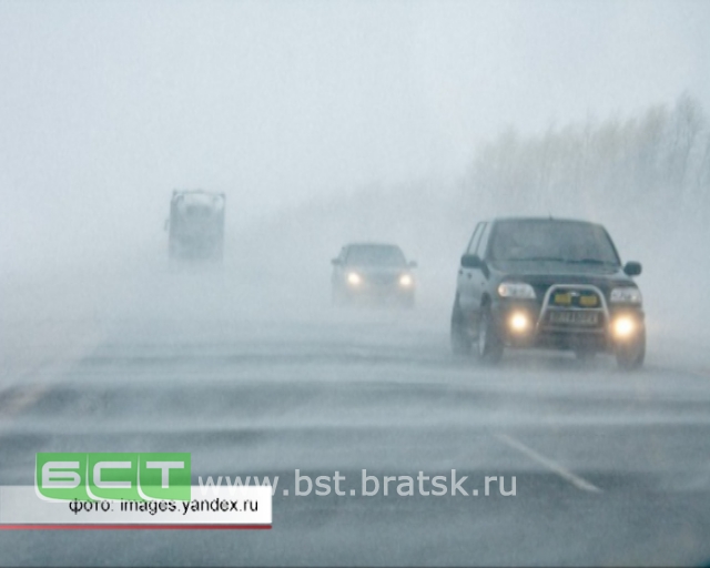 Дорога Усть-Илимск-Братск из-за гололедицы была закрыта для автобусов и грузовиков