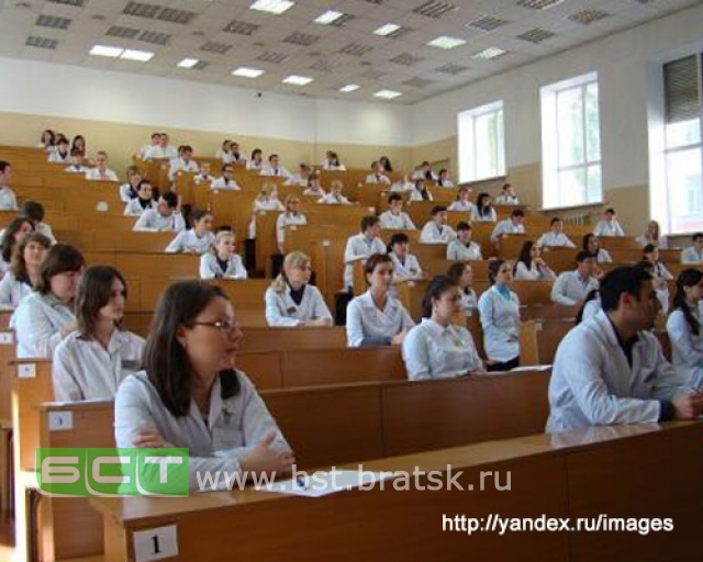 Российские врачи будут сдавать экзамены по международной системе
