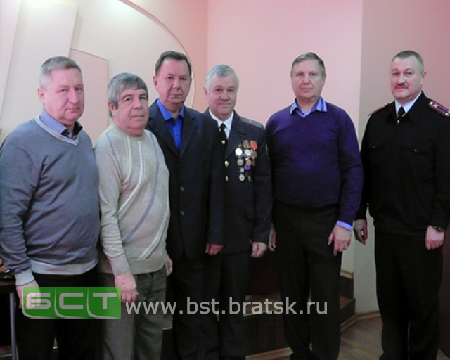 Ветеранов Госавтоинспекции наградили в Братске