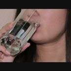 ПОЧЕМУ: вода от стресса