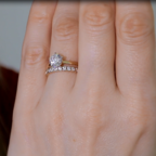 ПРАЗДНИК К НАМ ПРИХОДИТ: ювелирный сюрприз