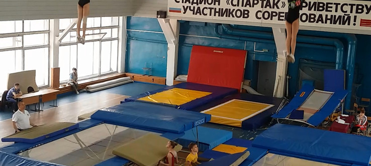 Братчане стали призёрами всероссийских соревнований по прыжкам на батуте