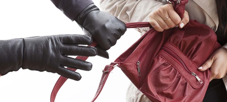 Грабителя, вырвавшего из рук пенсионерки сумочку, разыскивают в Братске