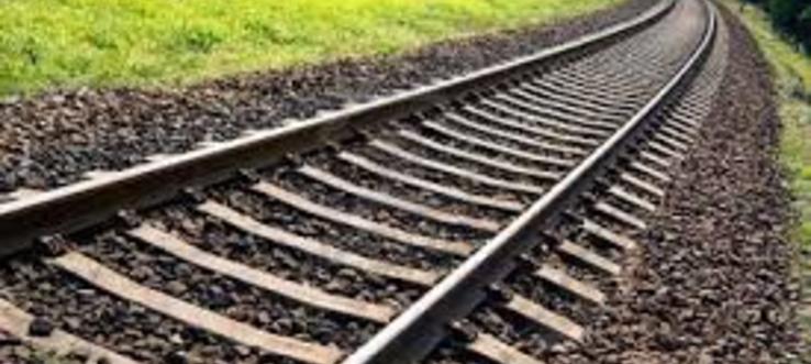 В Братске на железнодорожных путях погиб молодой мужчина