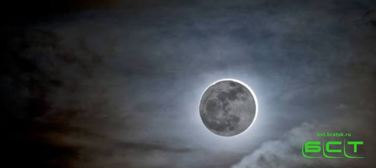 Братчане предстоящей ночью увидят лунное затмение