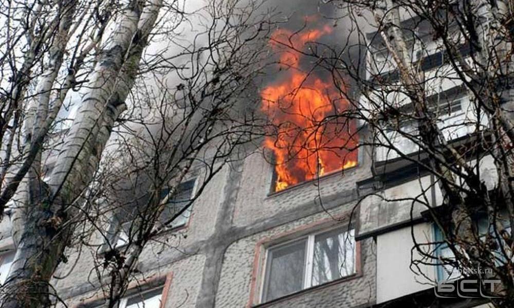 Двое братчан попали в больницу после пожара на улице Гагарина