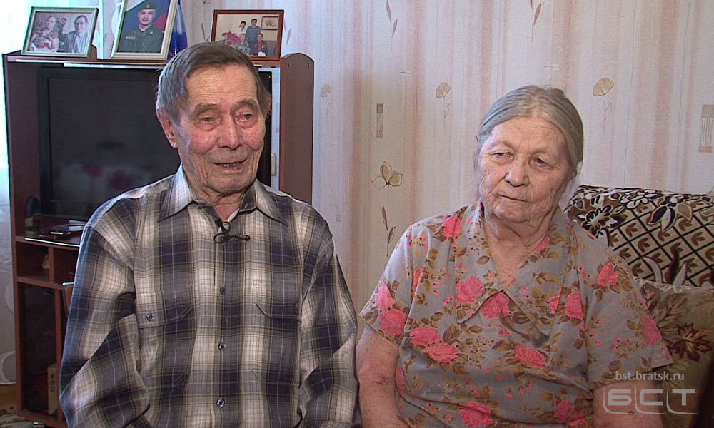 65 лет совместной жизни. В Братске семейная пара отметила железную годовщину