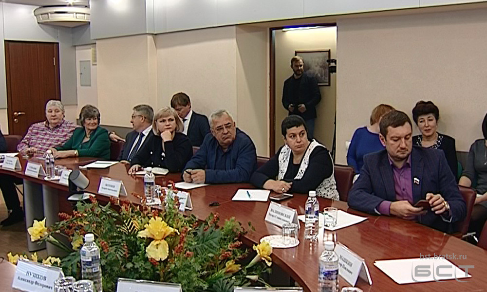 Депутаты Госдумы посетили заседание клуба деловых людей