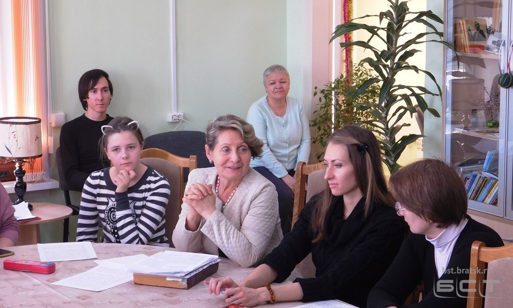 В библиотеке Сербского готовят встречу будущих поэтов с опытным филологом