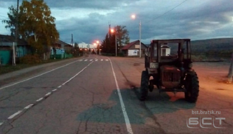 Нетрезвый тракторист протаранил автомобиль ДПС в Качугском районе