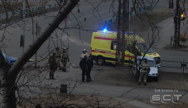 Утреннее ДТП на Крупской: неизвестные устроили аварию, бросили автомобиль и скрылись