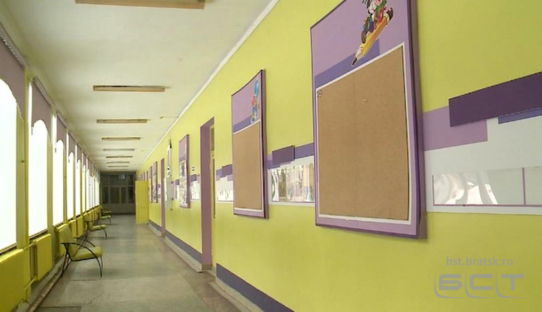 В школах России из-за коронавируса отменят общие перемены