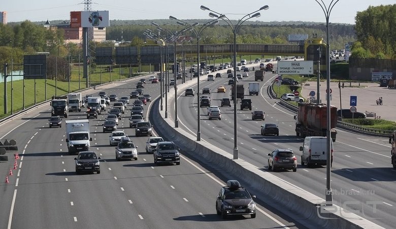В Госдуму внесен законопроект об отмене транспортного налога