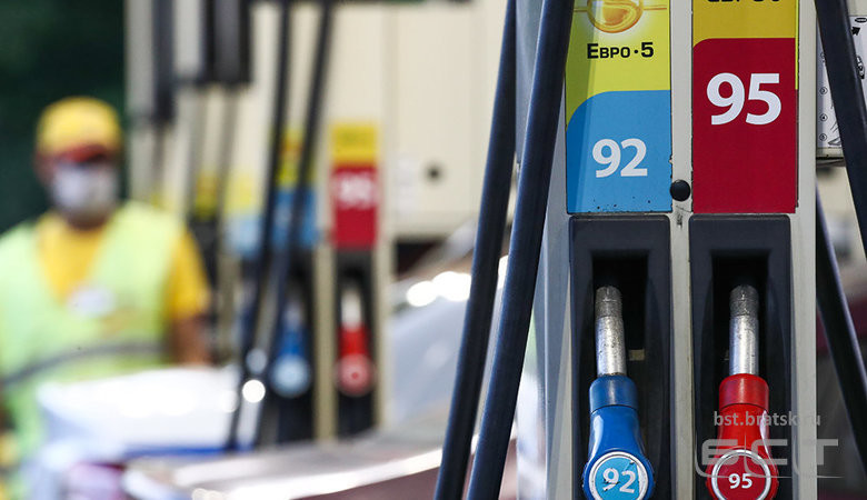 В ФАС назвали стабильной ситуацию с ценами на бензин в РФ