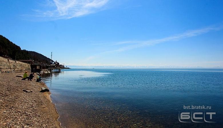 Суд обязал власти города на берегу Байкала очищать стоки в озеро