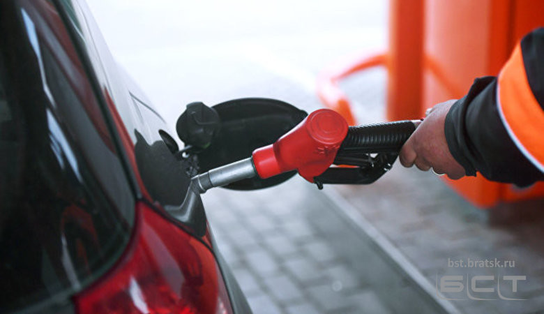 В России спрогнозировали рост цен на бензин