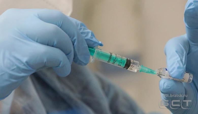 Россия зарегистрировала первую в мире вакцину от COVID-19 для животных