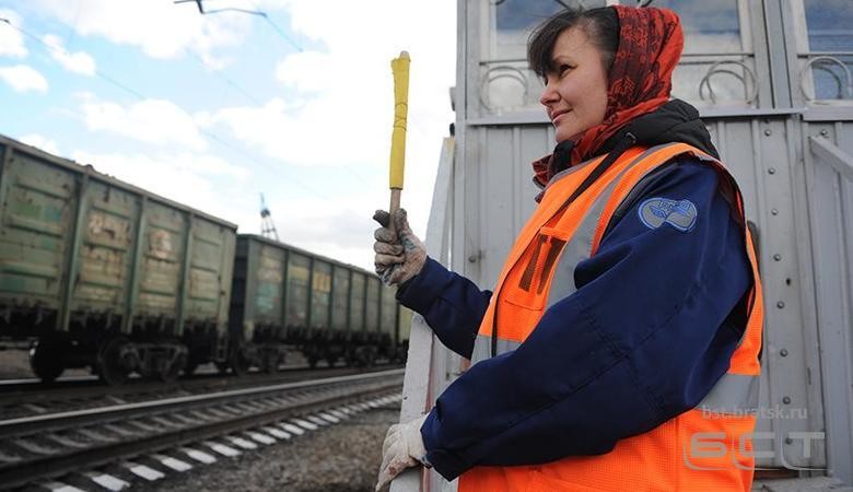 В России увеличили штраф за нарушения при переезде через железнодорожные пути