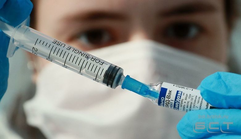 Мурашко сообщил, когда опубликуют итоги исследования вакцины "Спутник V"