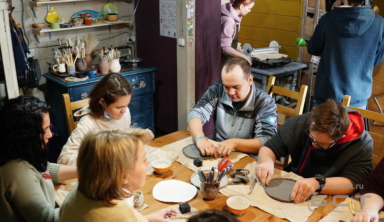 Олег Дерипаска создал центр, который 18 лет помогает людям