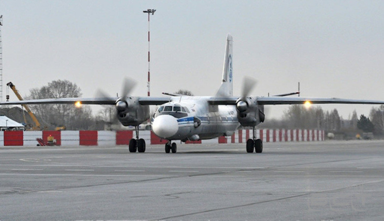 Пассажирский самолет экстренно приземлился в Усть-Куте