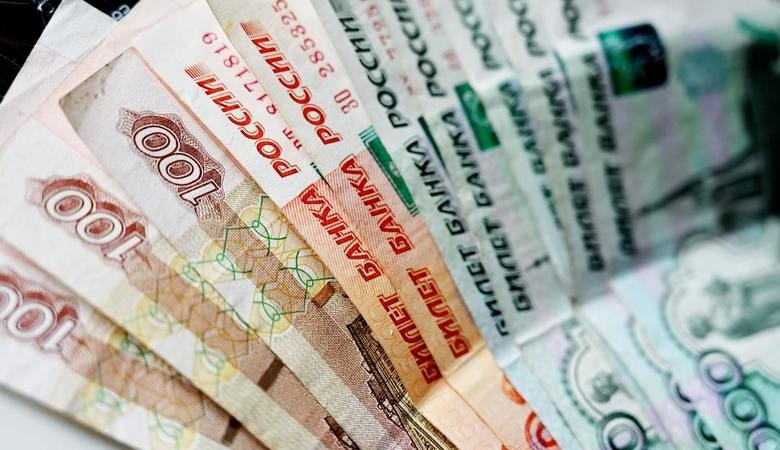 Братчанка лишилась 220 тысяч рублей на инвестициях